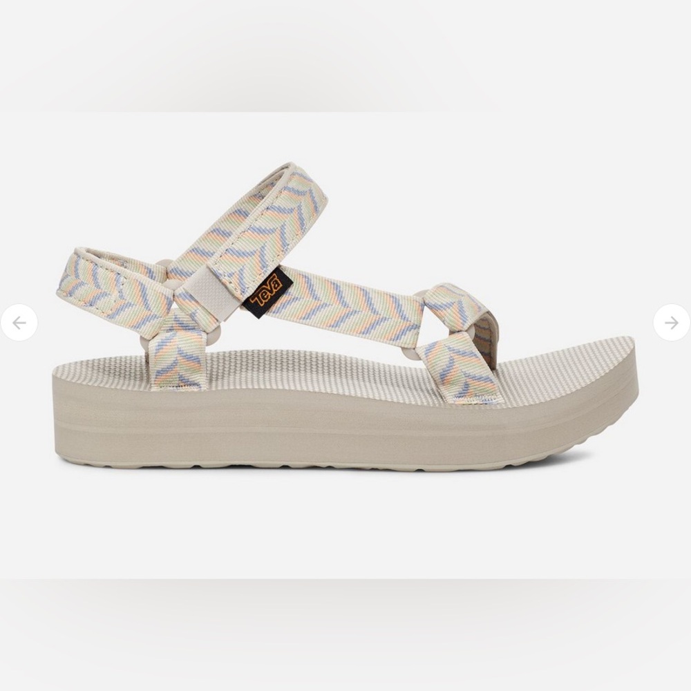 Teva MIDFORM UNIVERSAL RETRO GEOMETRIC BIRCH Women’s 9 EUC